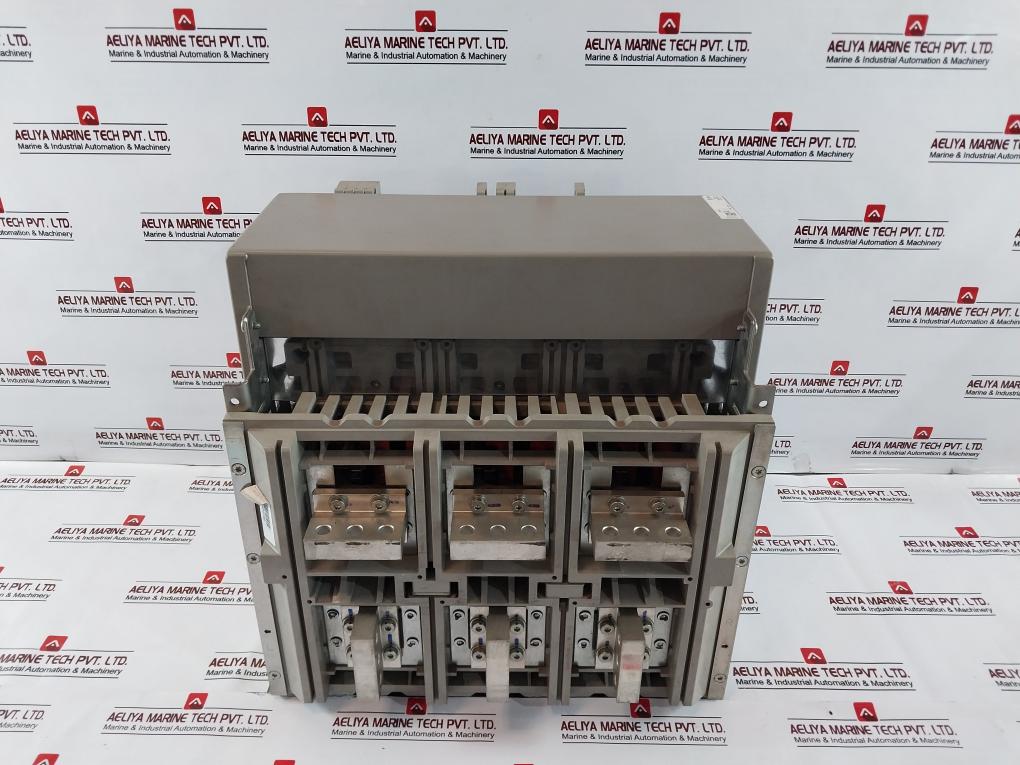 Schneider Electric Mvs08n Easypact Electrical Circuit Breaker 1000v - Image 4