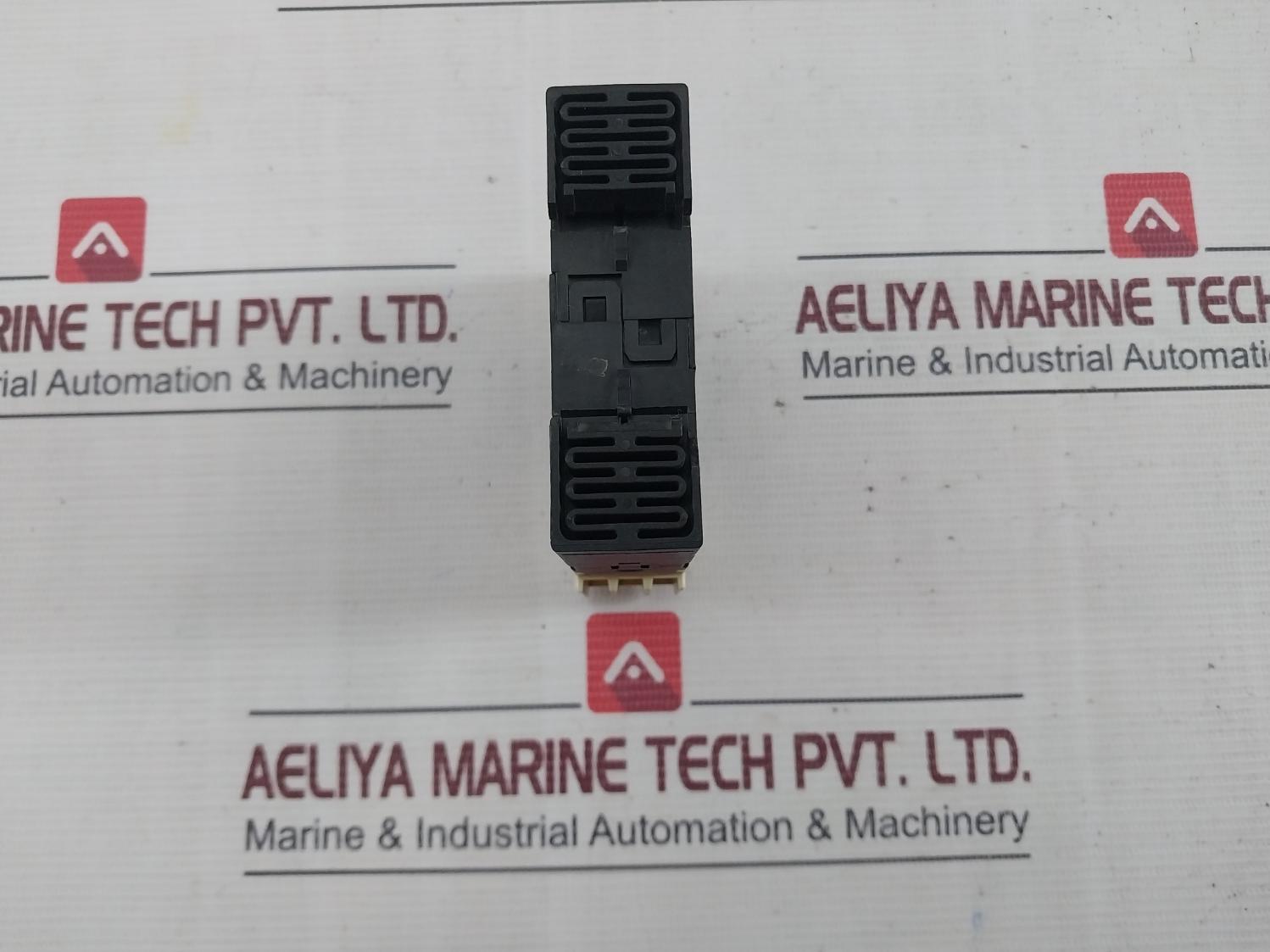 Siemens 3rp1525-1ap30 Time Relay 300v - Image 4