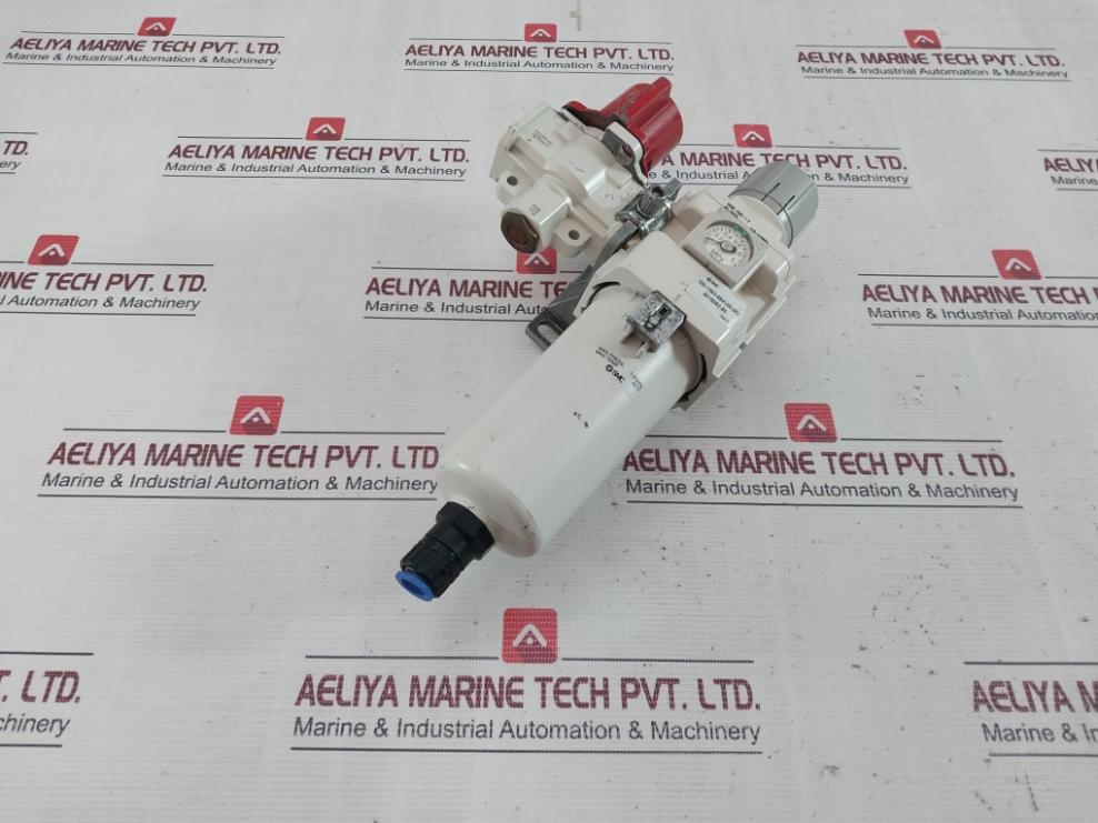 Smc Aw40k-F04de-2-B Filter Regulator And Pressure Relief Air Valve - Image 3