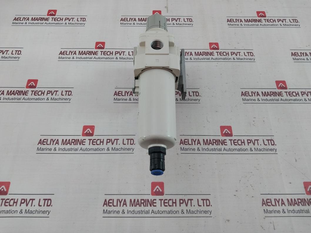 Smc Aw40k-F04de-2-B Filter Regulator And Pressure Relief Air Valve - Image 4
