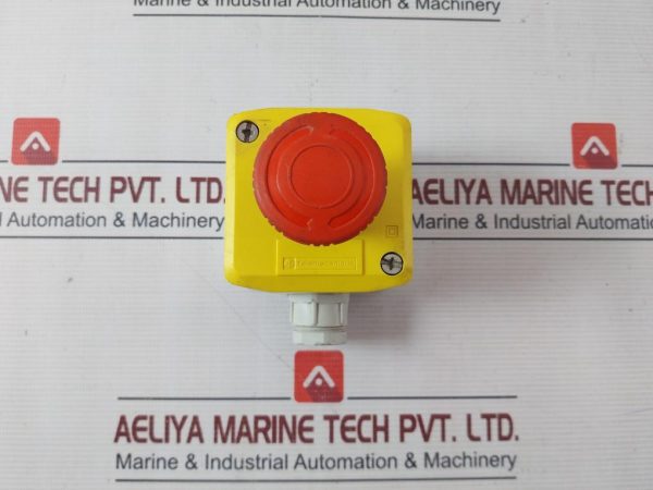 Telemecanique 1562021 Pushbutton 240v