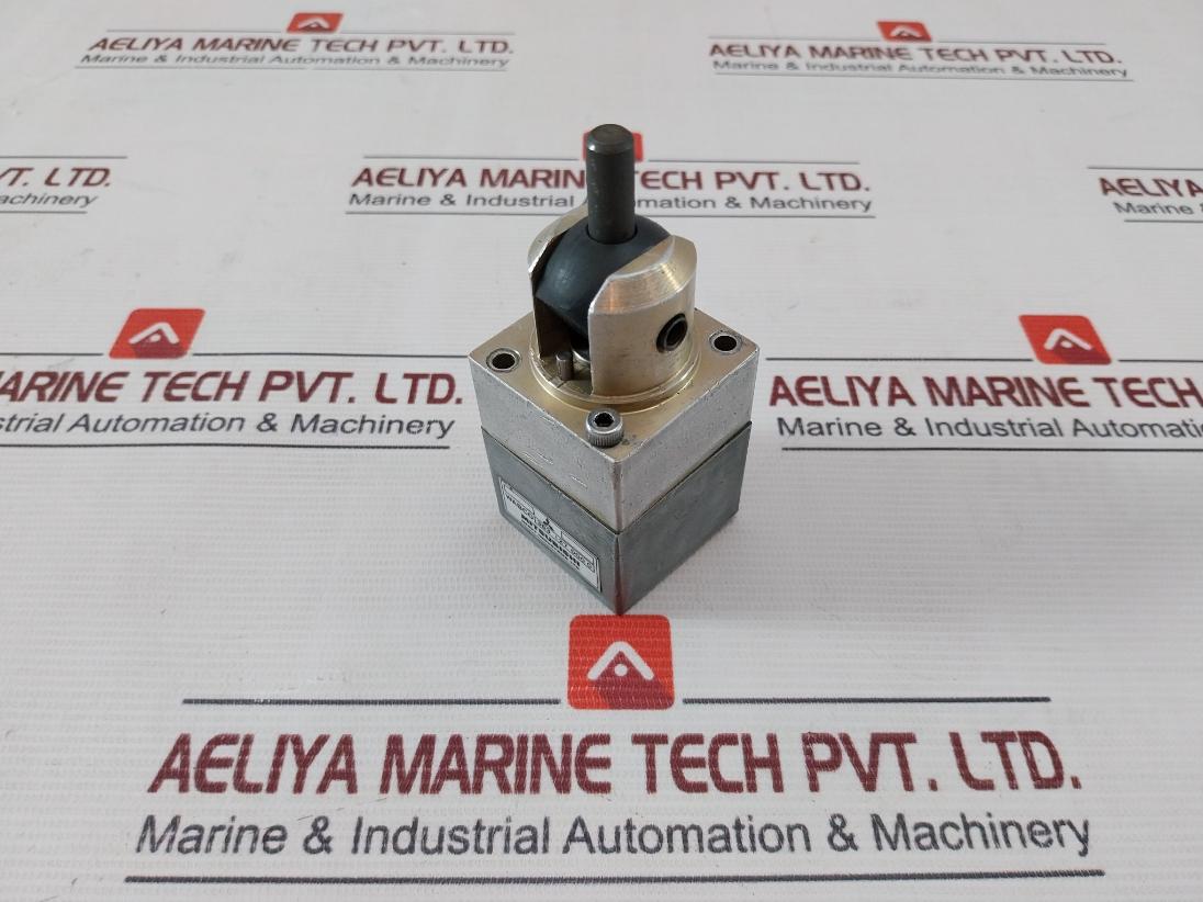 Wabco 363 127 000 0 Directional Control Valve - Image 3