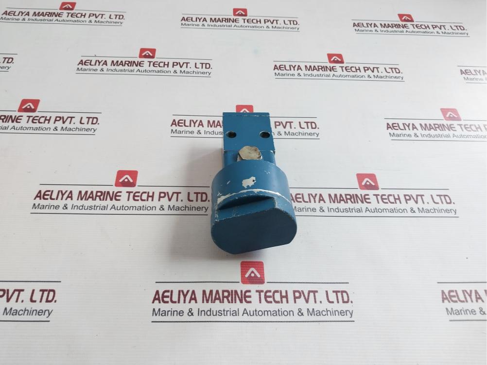 Wabco 3710302000 Pneumatic Directional Control Valve - Image 4