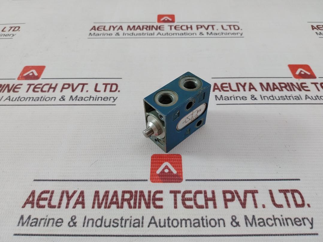 Wabco 5630101240 Push Button Pneumatic Directional Control Valve - Image 3