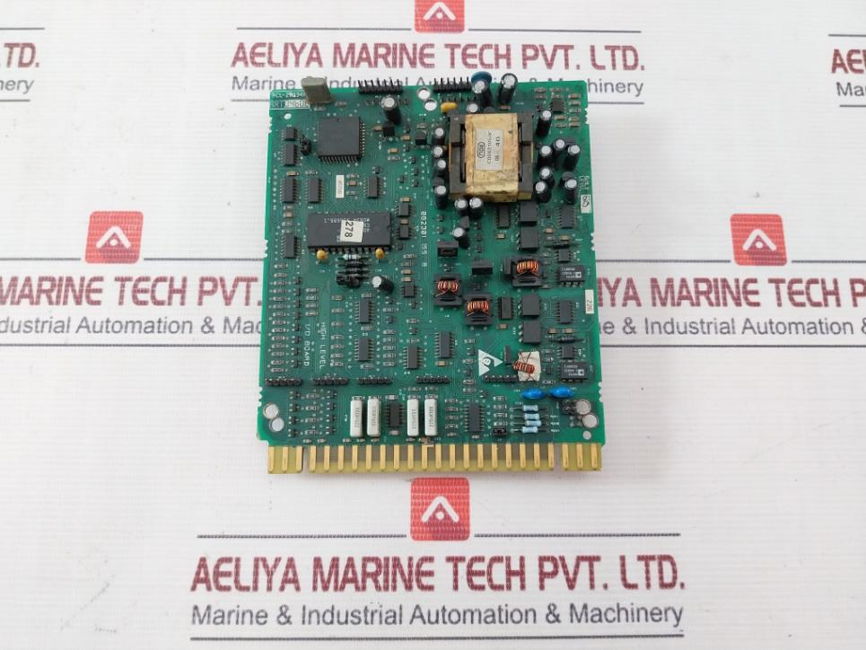 082301 I/O Circuit Board - Image 3