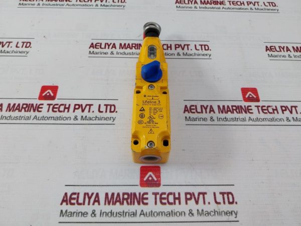 Allen-Bradley 440e-D13118 C Safety Switch 240v