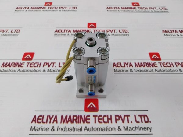 Festo Advu-32-30-P-A Compact Cylinder