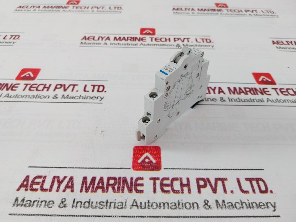 Hager Mz 201 Auxiliary Switch 230v - Image 3