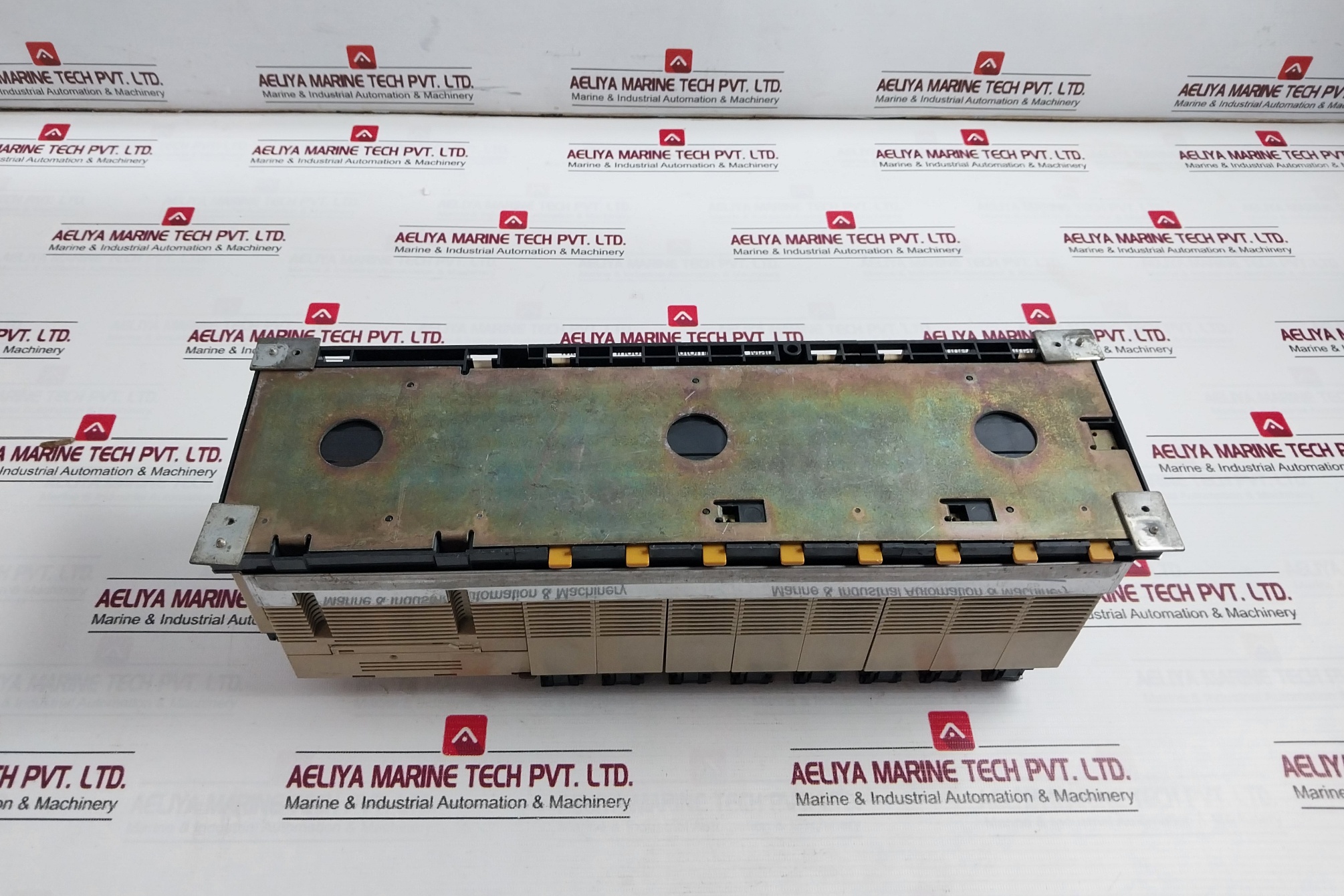 Omron C200h-Cpu03 Programmable Controller 250v - Image 4