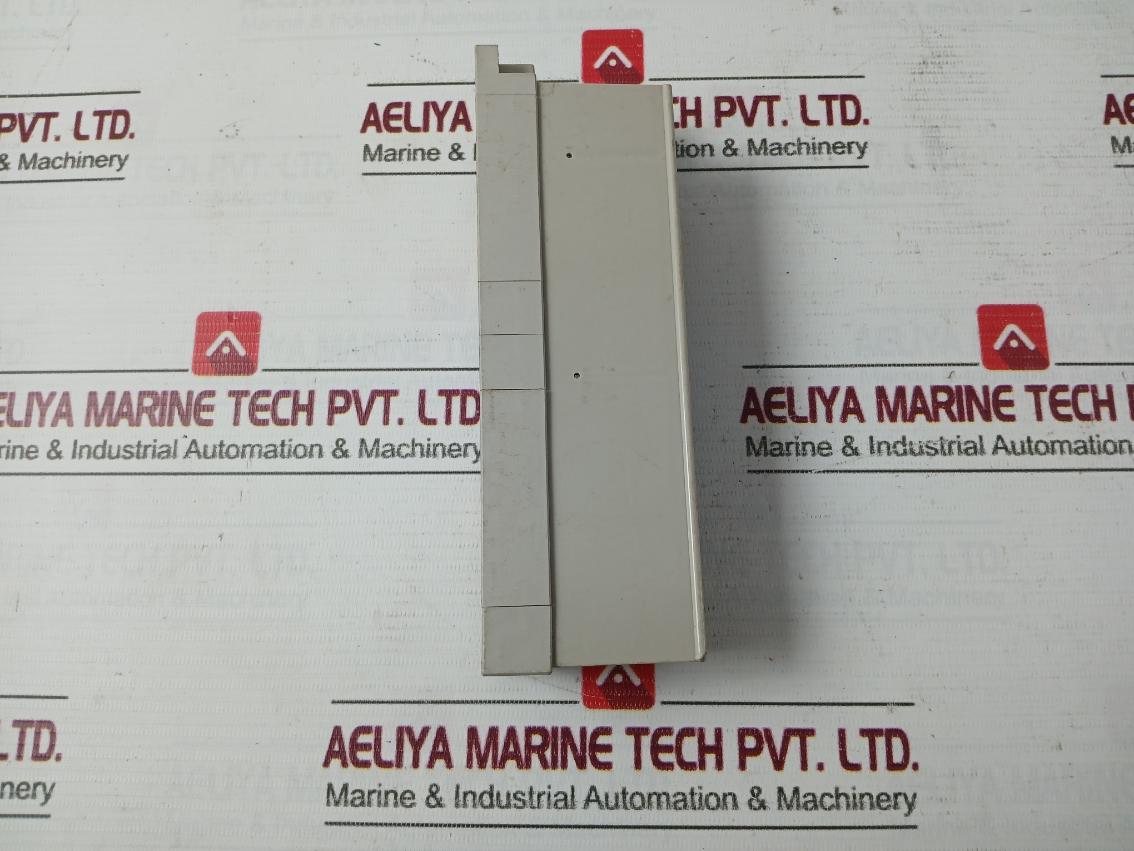 Omron Srt2-Md16t-1 Remote Terminal Input 24v - Image 4