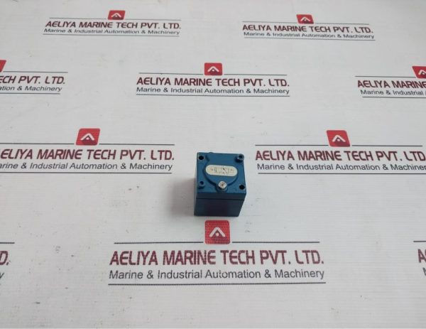 Wabco 3712010000 32-Way Direction Control Valve
