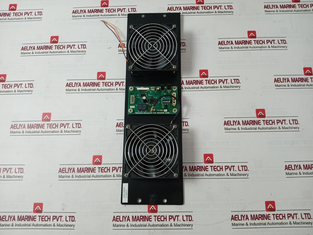 Yamatake-Honeywell 80363001-001 Fan Sensor Card Assembly