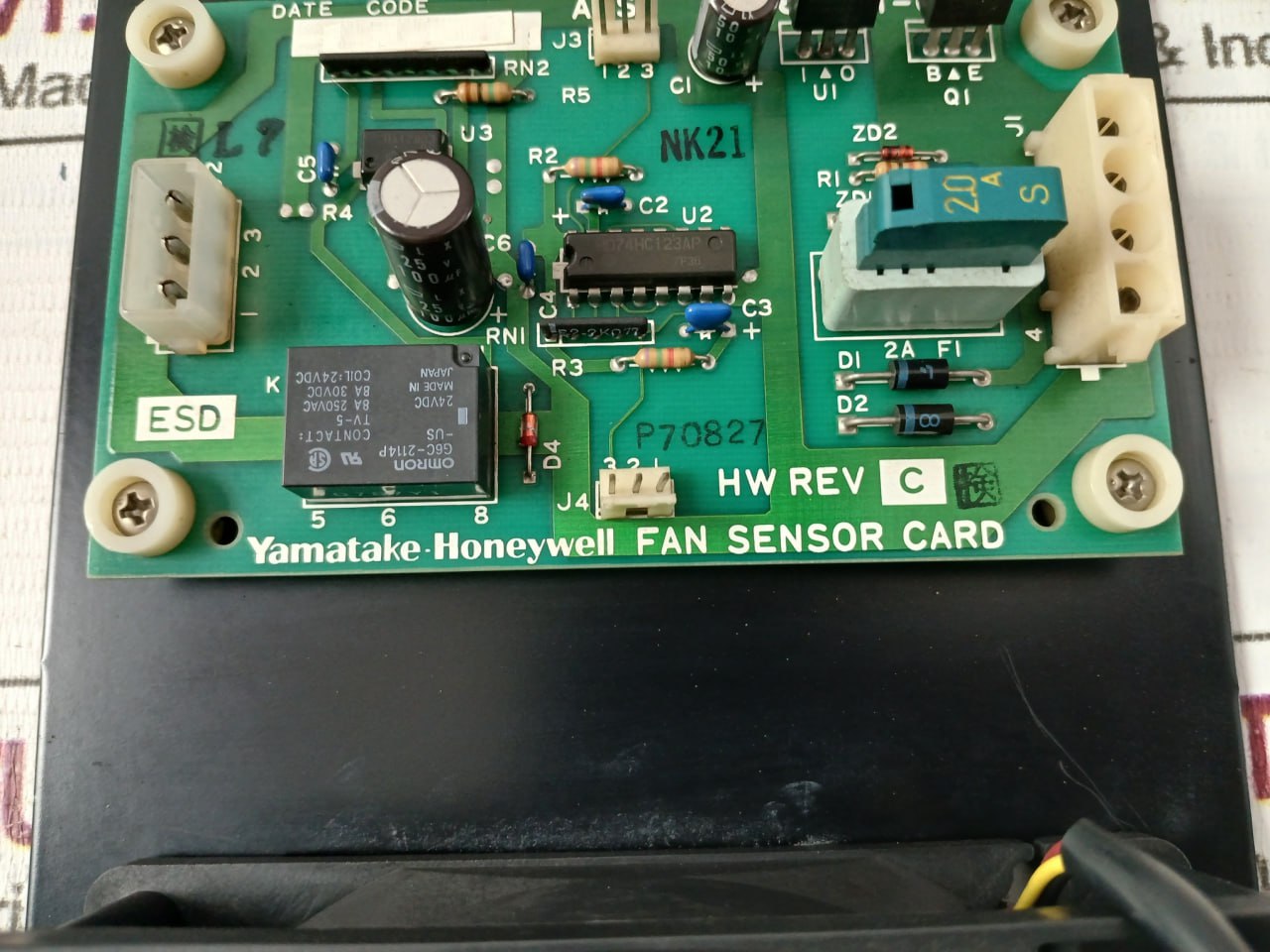Yamatake-Honeywell 80363001-001 Fan Sensor Card Assembly - Image 7