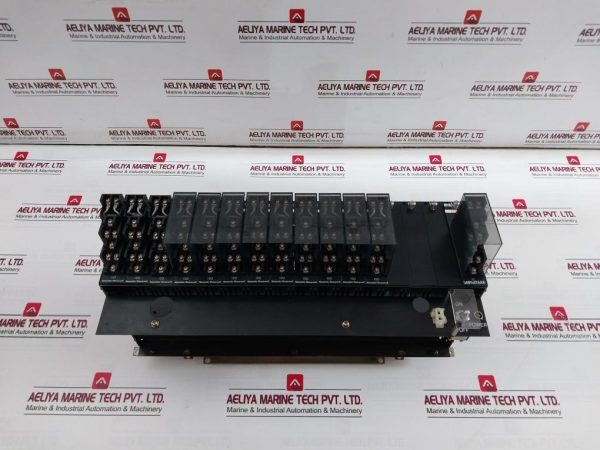Yamatake-Honeywell J-Sfm10 Mc & Rack Assembly 24v