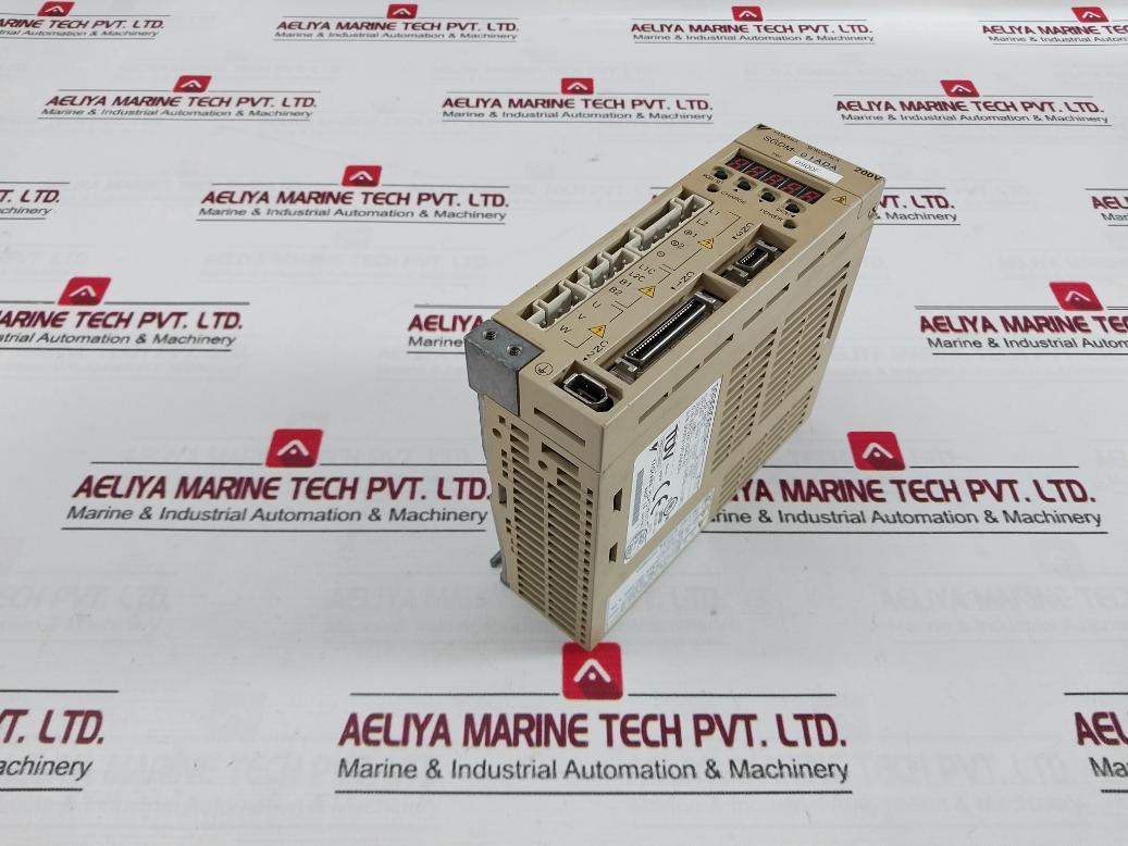 Yaskawa Electric Sgdm-01ada Servo Drive 230v - Image 3