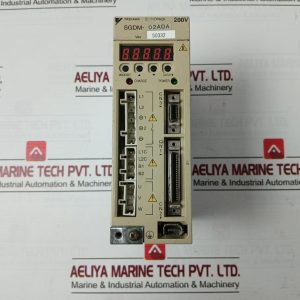 Yaskawa Electric Sgdm-02ada Servo Drive 230v