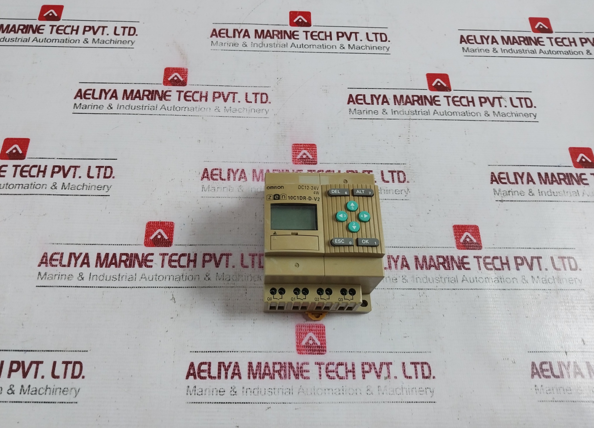 Omron Zen-10c1dr-D-V2 Programmable Relay / Cpu Unit 250v