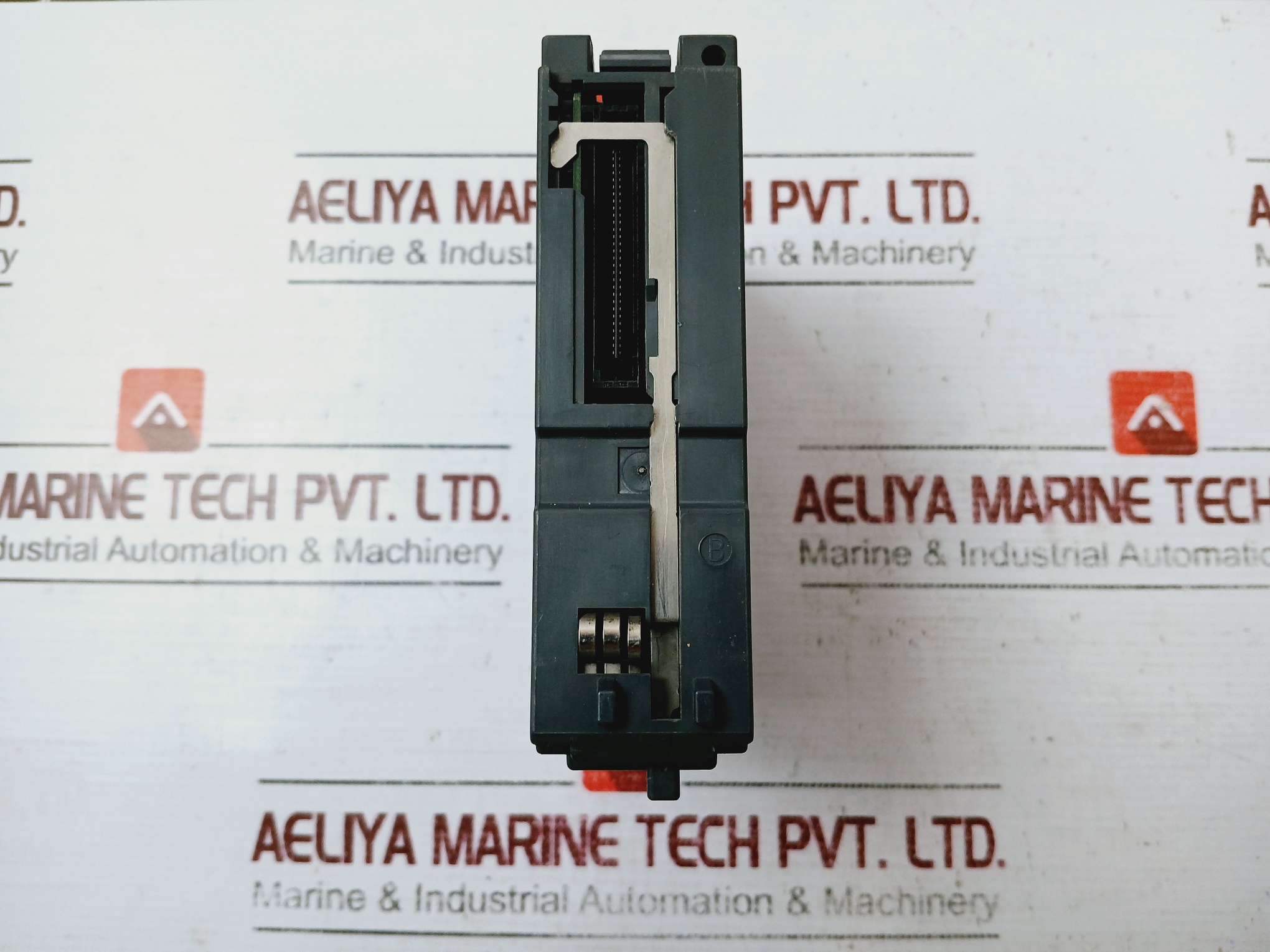 Mitsubishi Electric Qy10 Plc Output Unit 240v - Image 4