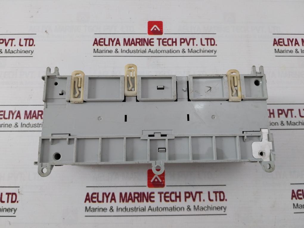 Allen-Bradley 2080-Lc50-48qwb Controller 240v - Image 4