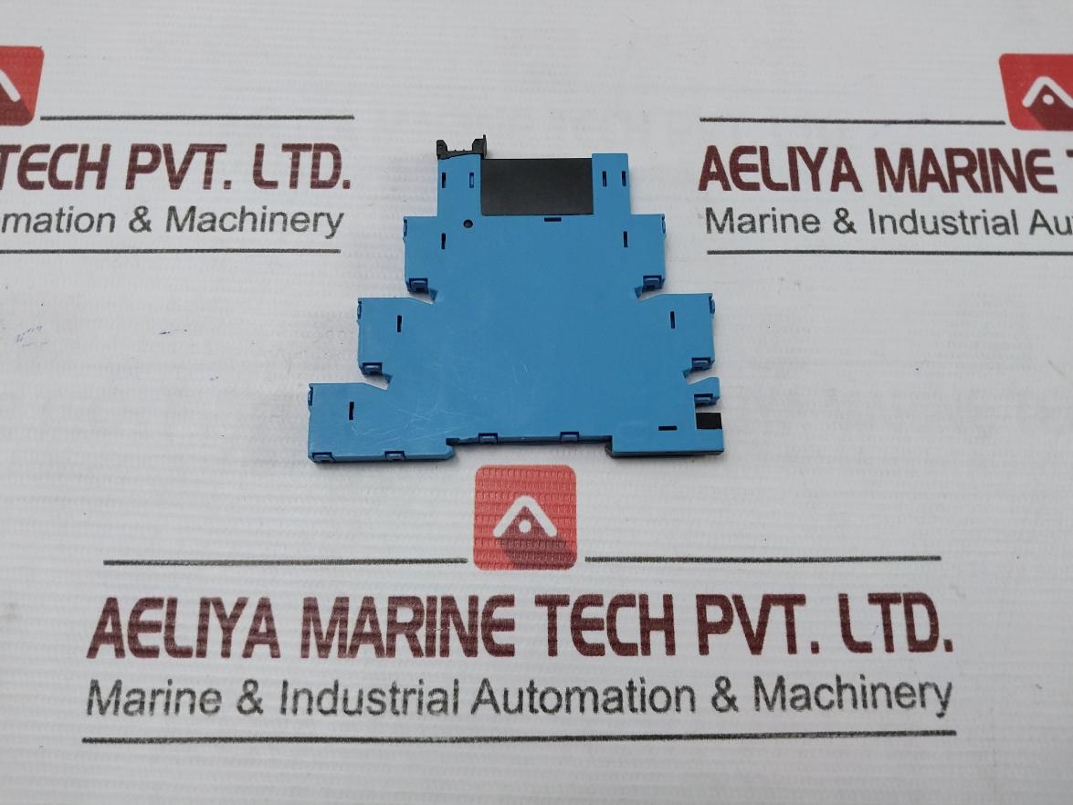 Finder 93.01.7.024 Relay Socket 300v - Image 4