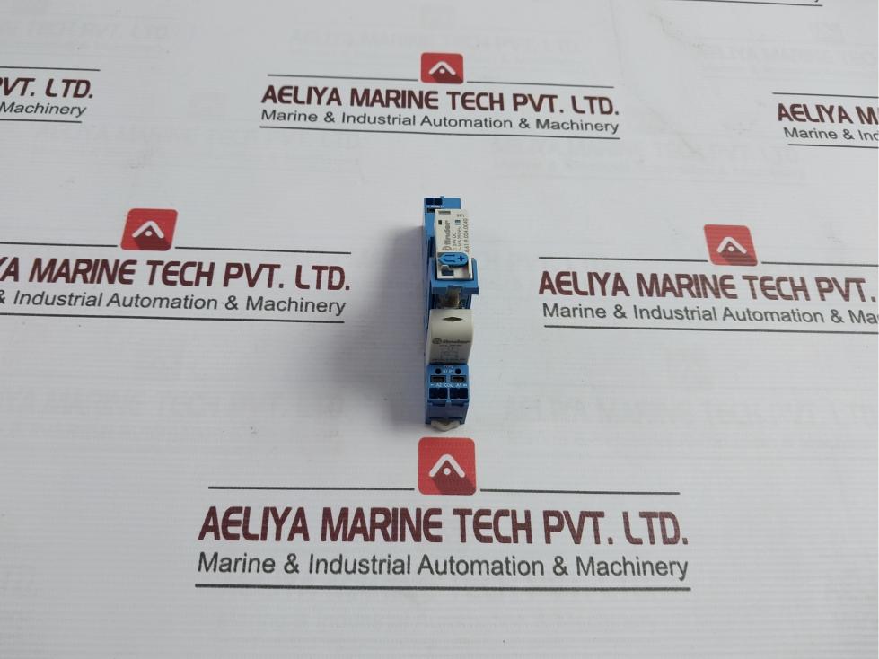 Finder 93.01.7.024 Relay Socket 300v