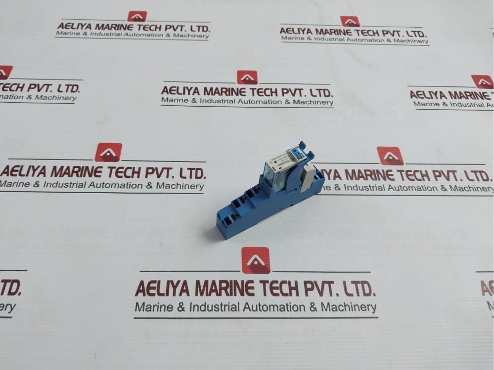 Finder 93.01.7.024 Relay Socket 300v - Image 3