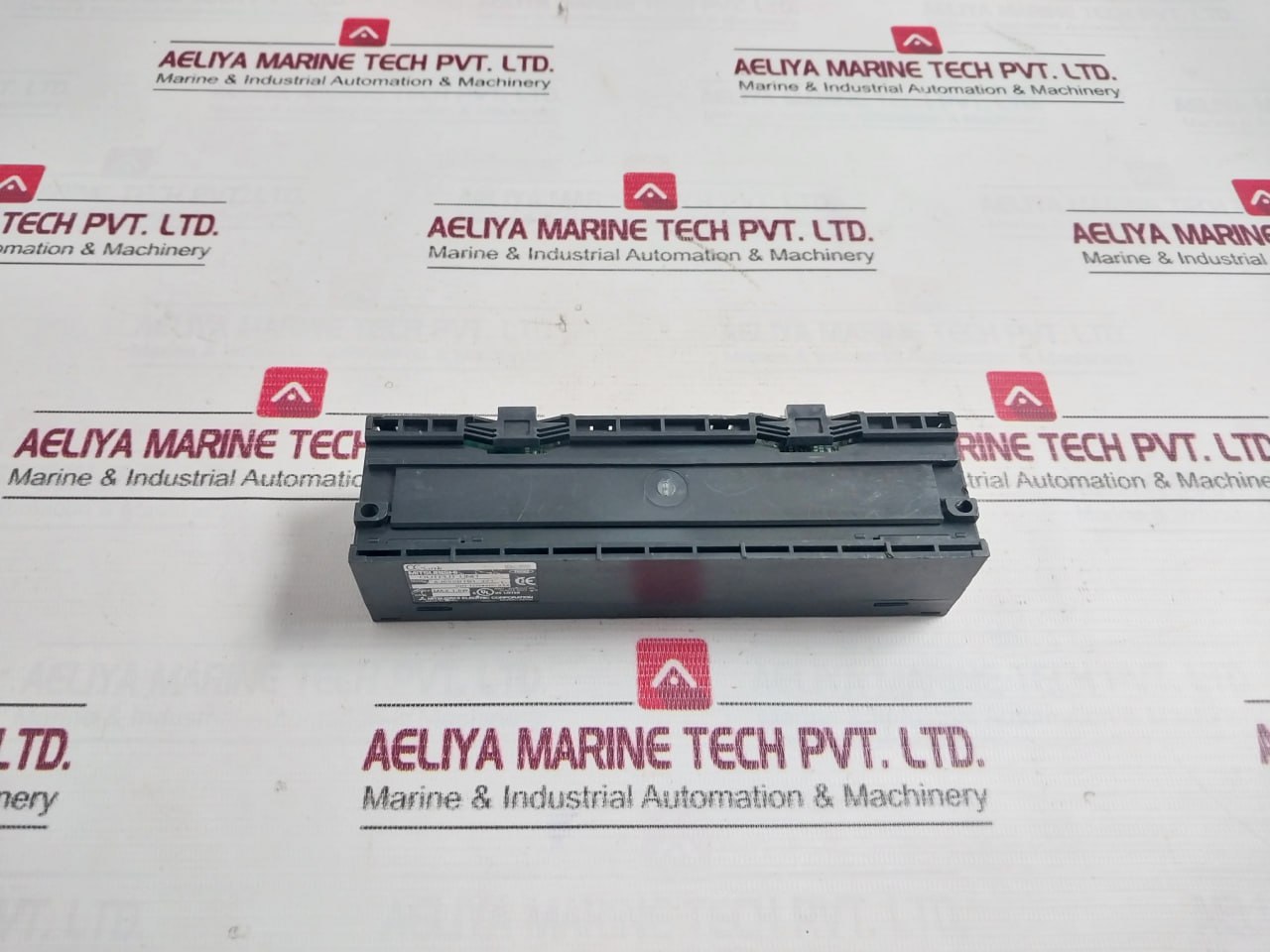 Mitsubishi Electric Aj65sbtb1-32t Plc Cc-Link Compact Output Module 24v - Image 4