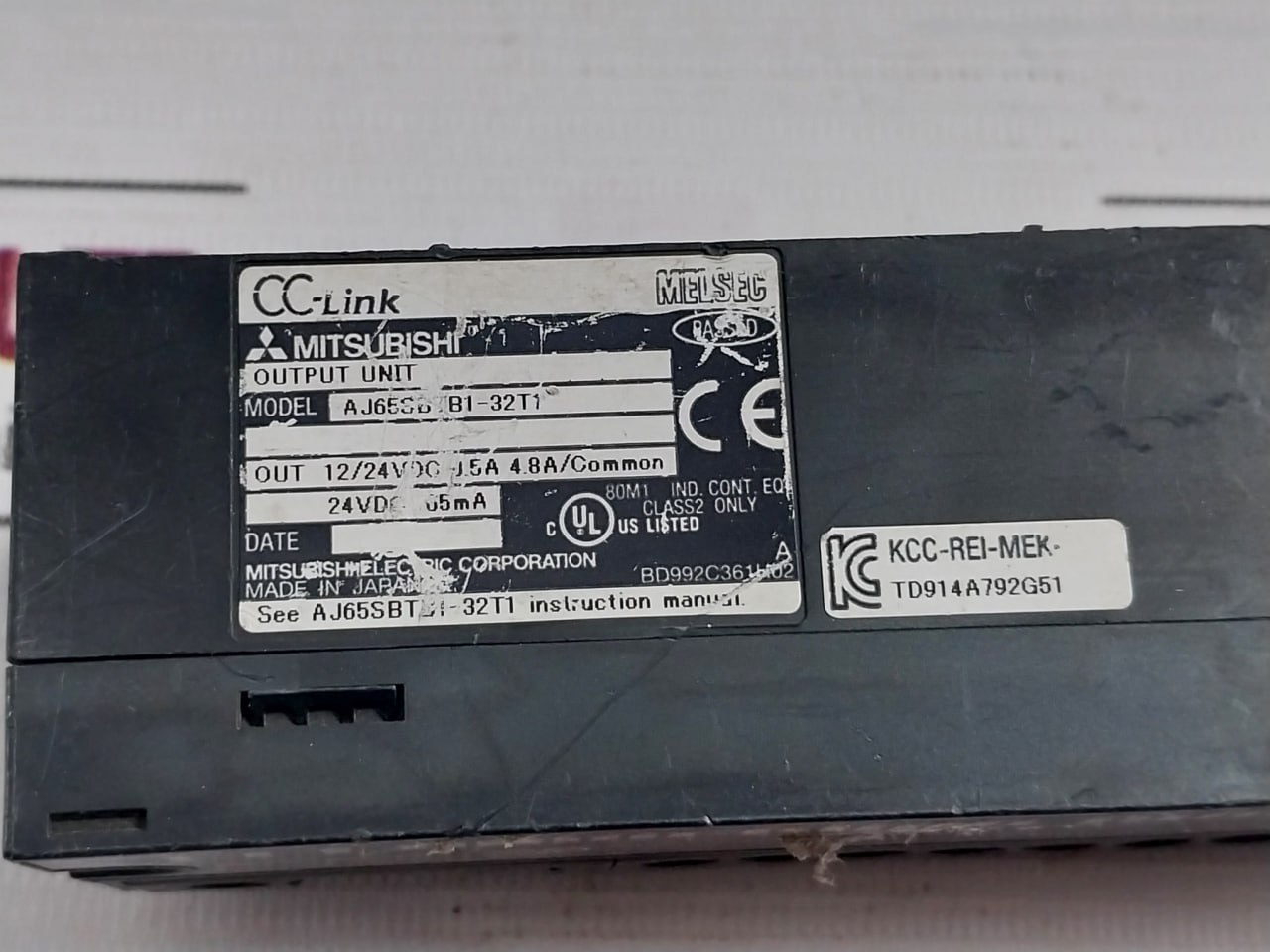 Mitsubishi Electric Aj65sbtb1-32t1 Cc-Link Output Unit 24v - Image 5