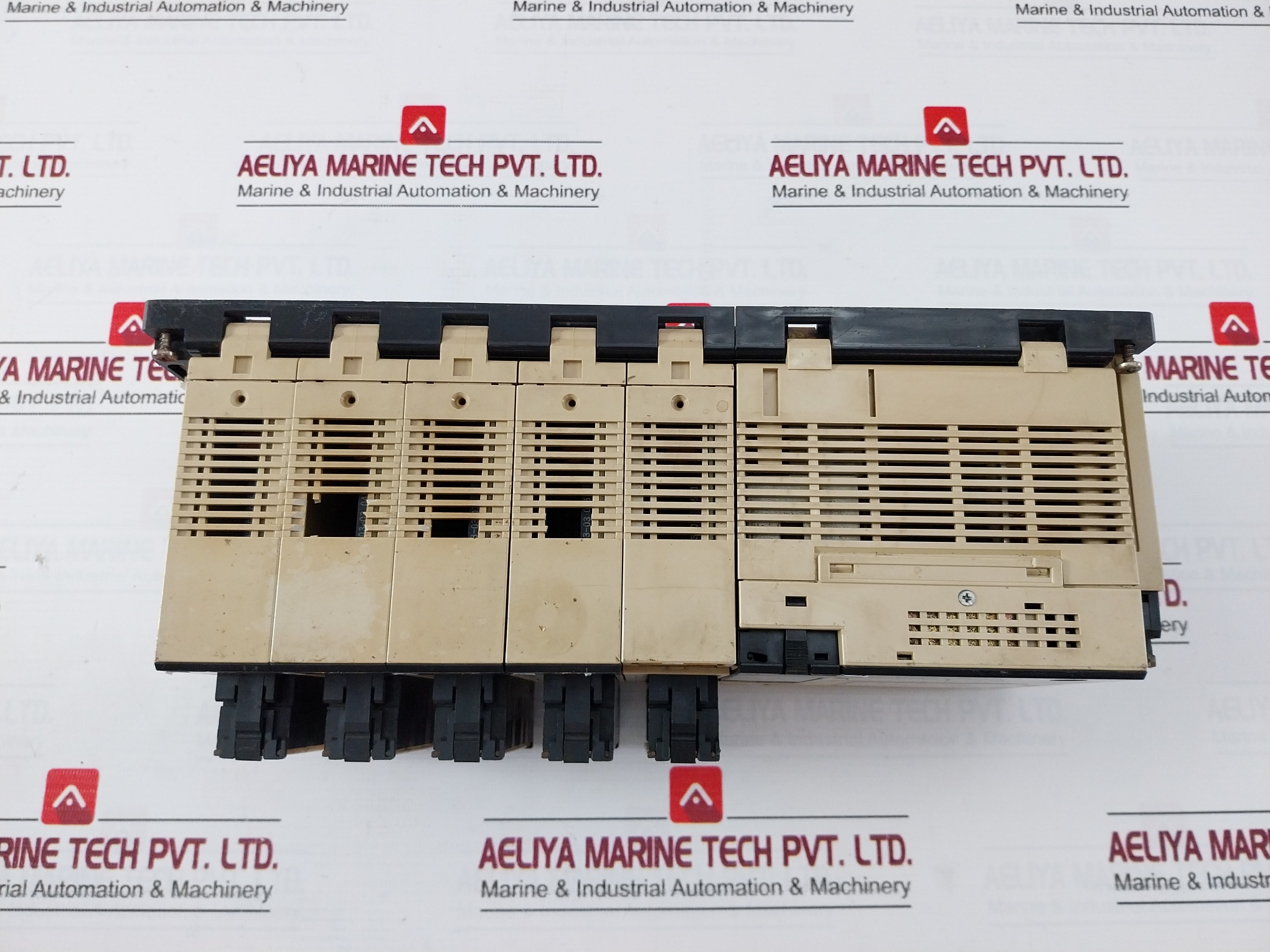 Omron C200h-Cpu03 Programmable Controller 250v - Image 4