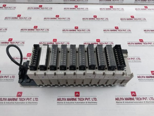 Omron C200hw-Pd024 Plc IO Module 250v