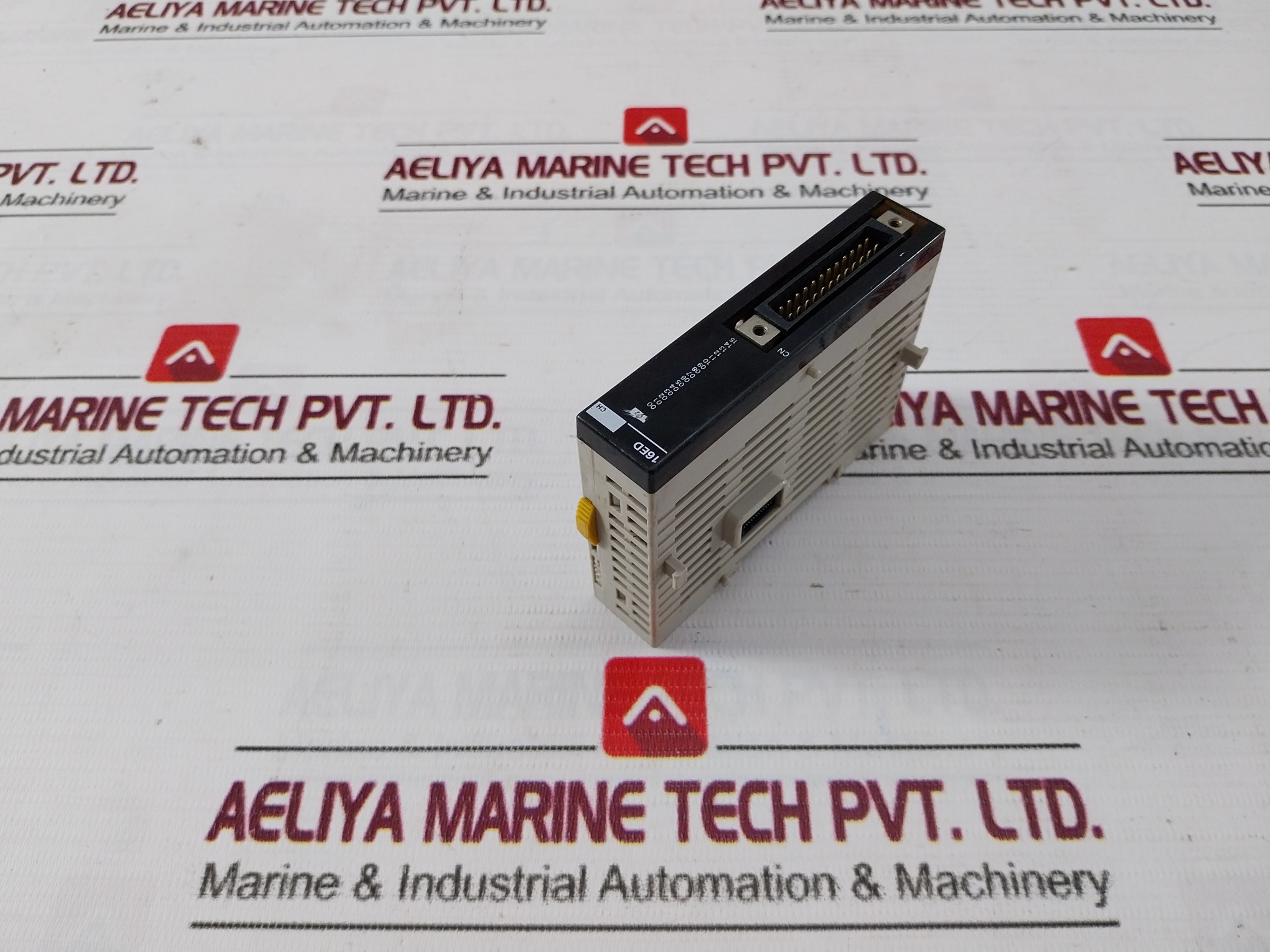 Omron Cpm2c-16edc Input/Output Module 24v - Image 3