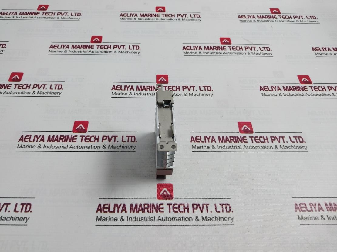 Omron G3pe-525b Solid State Relay 480v - Image 4