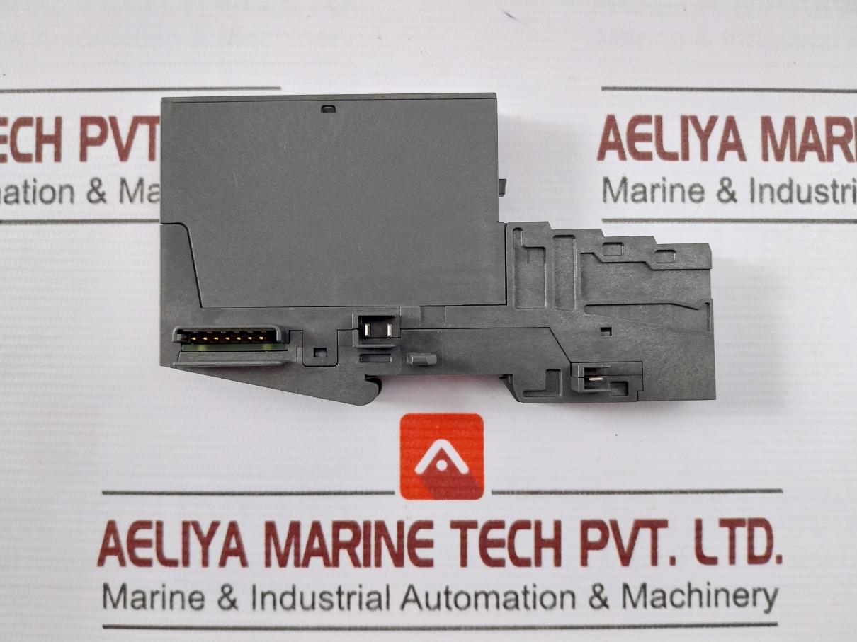 Siemens 6es7 132-4hb01-0ab0 Electronic Module 240v - Image 5