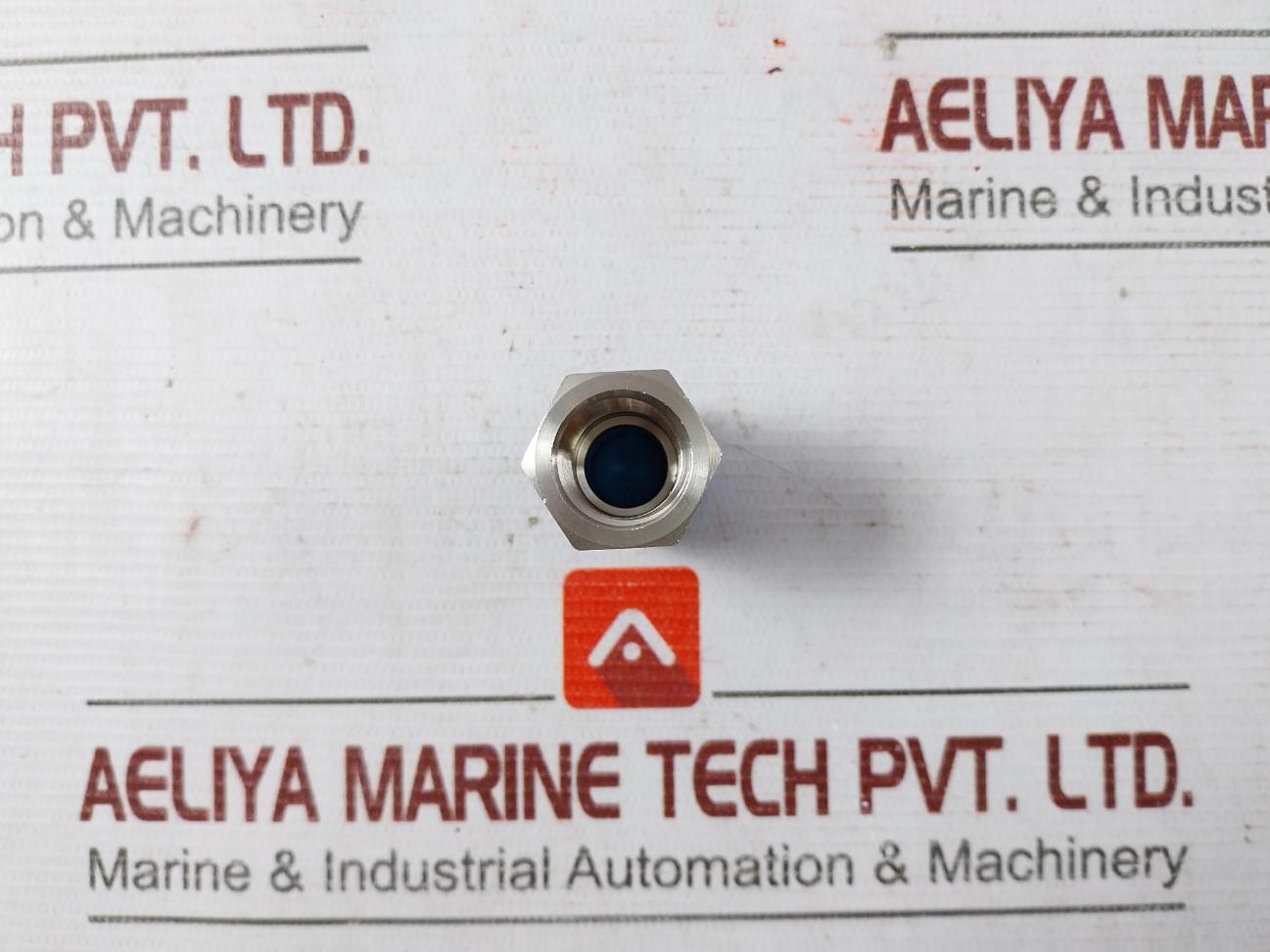 Swagelok 316 Vnk Straight Male Npt Connection Tube Fitting - Image 4