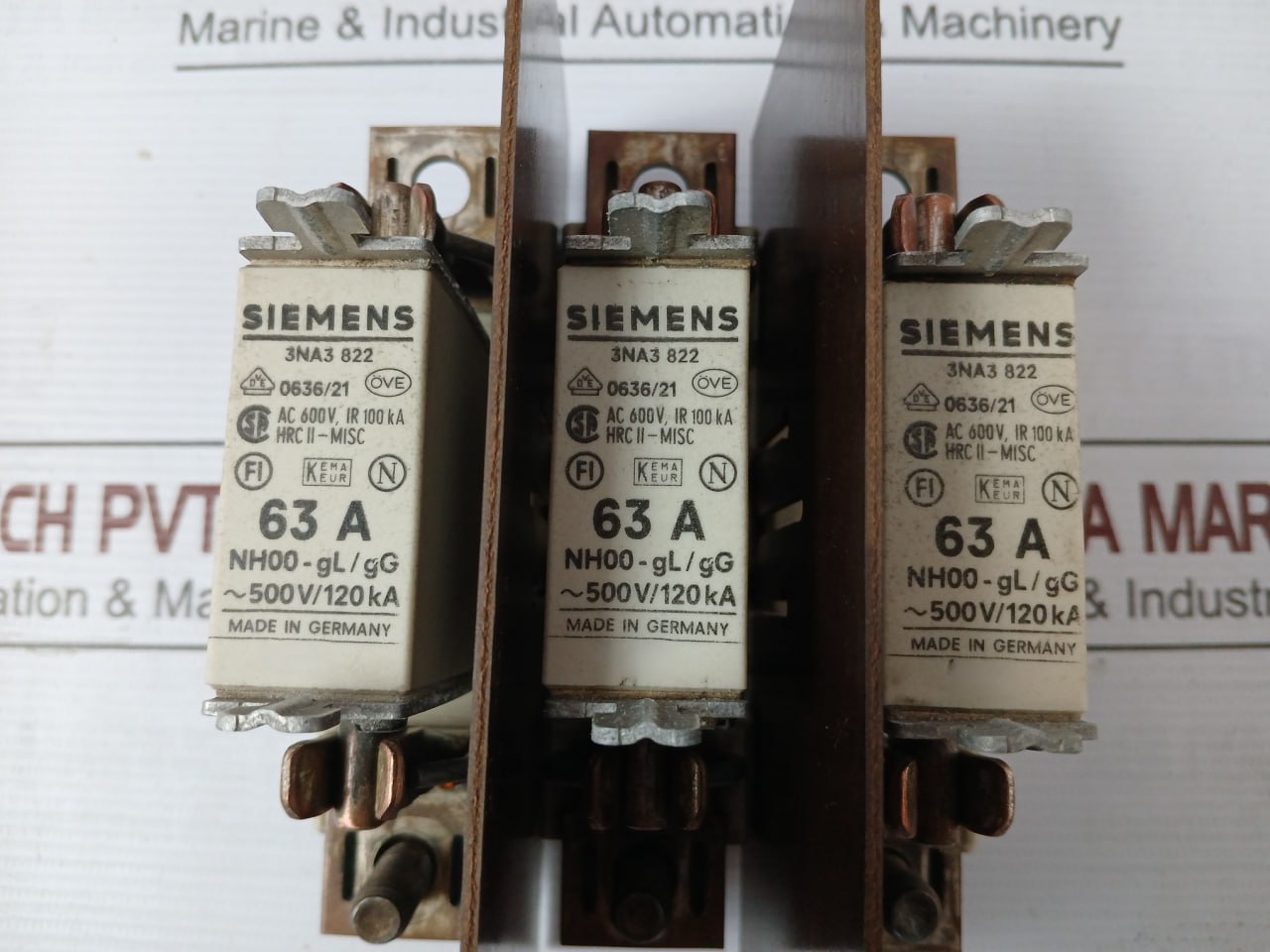 Siemens 3na3 822 Fuse 600v - Image 5