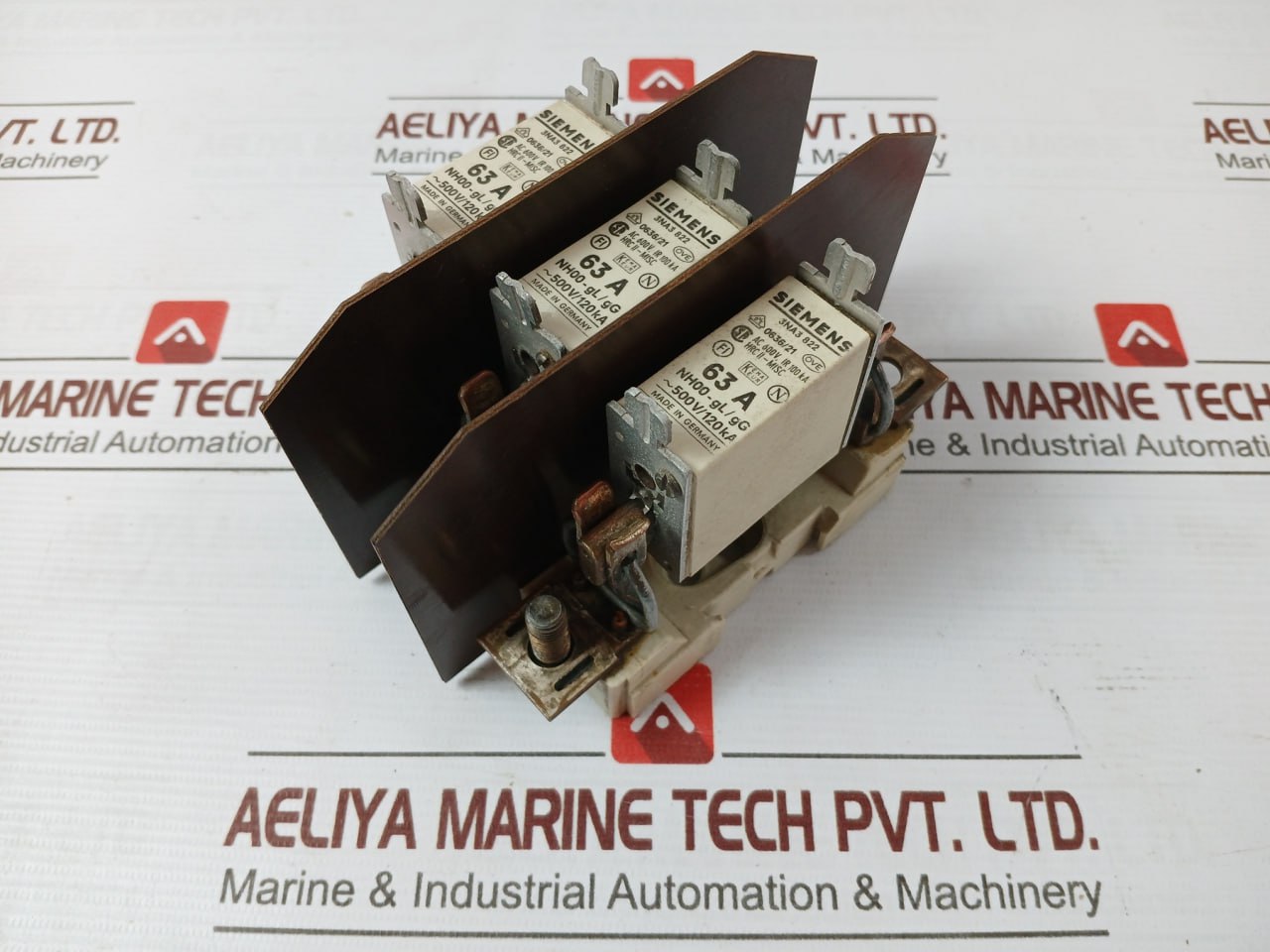 Siemens 3na3 822 Fuse 600v - Image 3