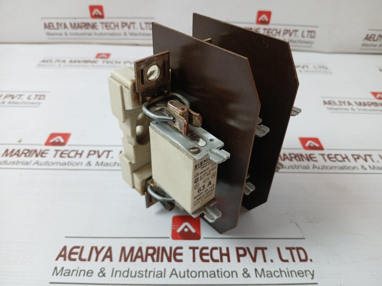 Siemens 3na3 822 Fuse 600v - Image 6