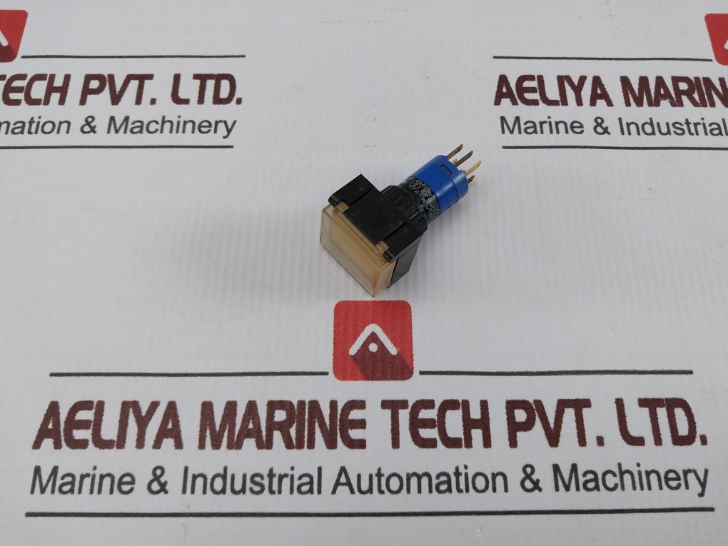 Eao 31-121.022 Pushbutton Switch 300v - Image 3