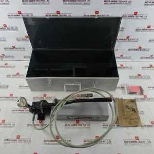 Skf Tmjl 50 Hydraulic Pump With Wika Gauge Set