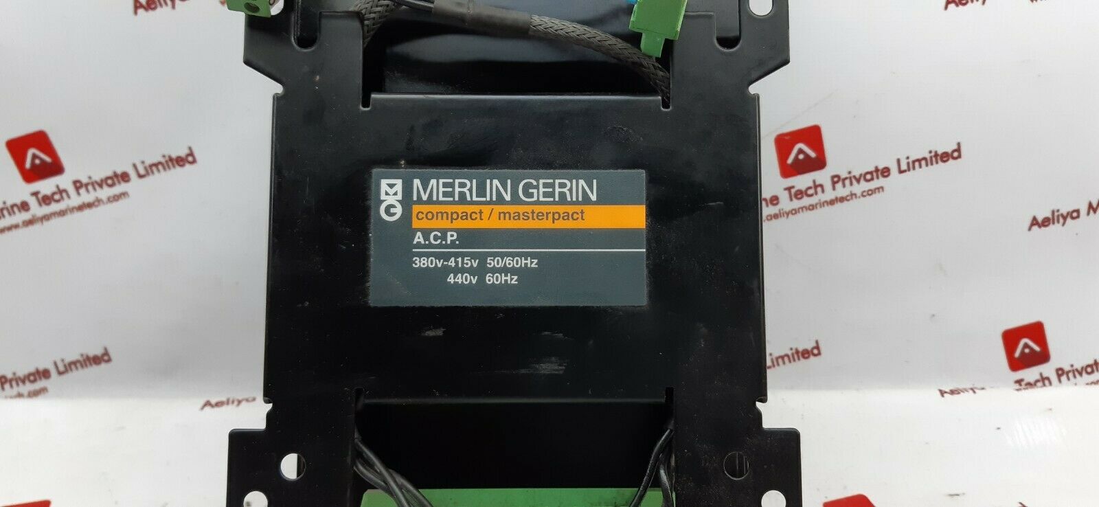 Merlin gerin compact/masterpact interface plate acp 380v - Image 2