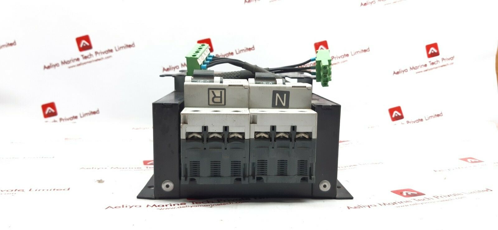 Merlin gerin compact/masterpact interface plate acp 380v - Image 4