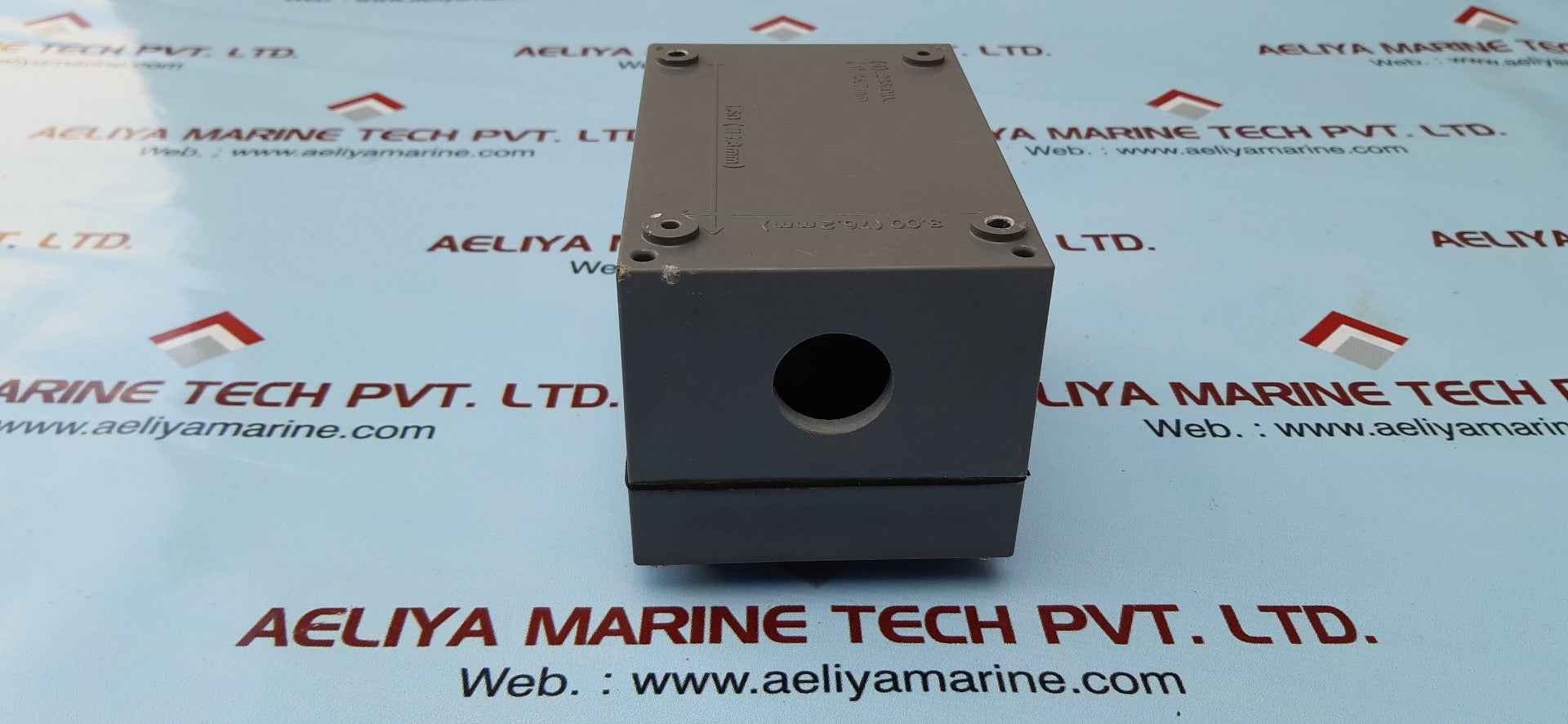 Allen-bradley 800r-2hz4r ser b hole pushbutton enclosure - Image 9