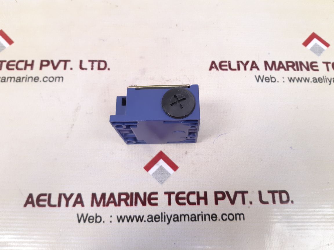 Telemecanique zck-m1h29 limit switch xck-m - Image 5