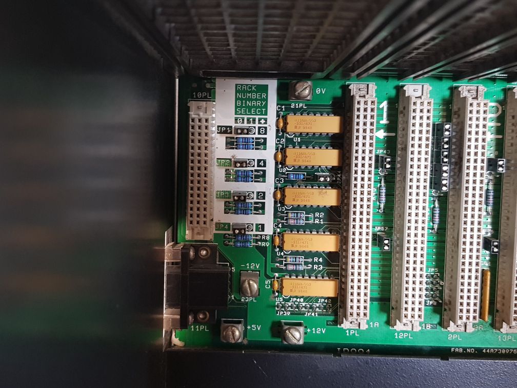 Ge fanuc Ic697chs783d racl 17-slot front mount - Image 4