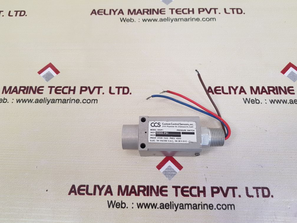 Custom control sensors 690p1 pressure switch - Image 2