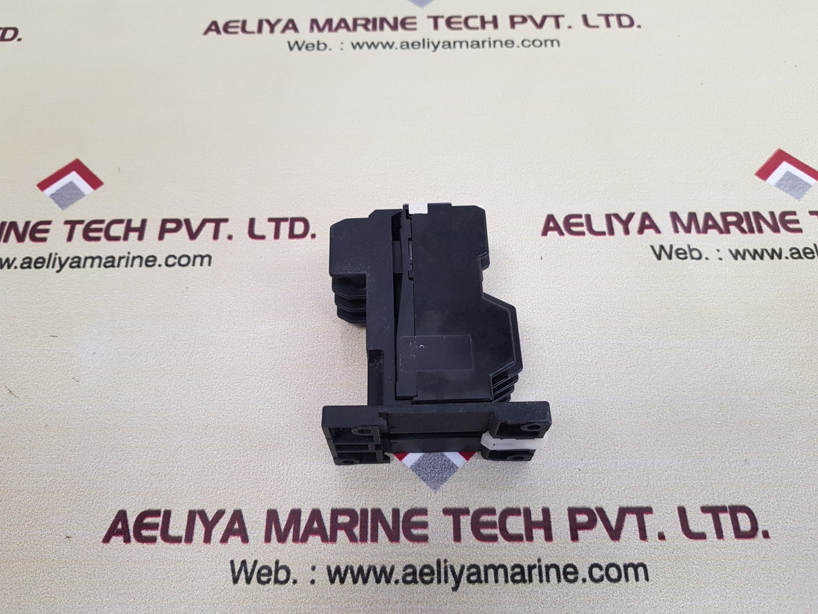 Fuji electric tr-0n contactor - Image 2