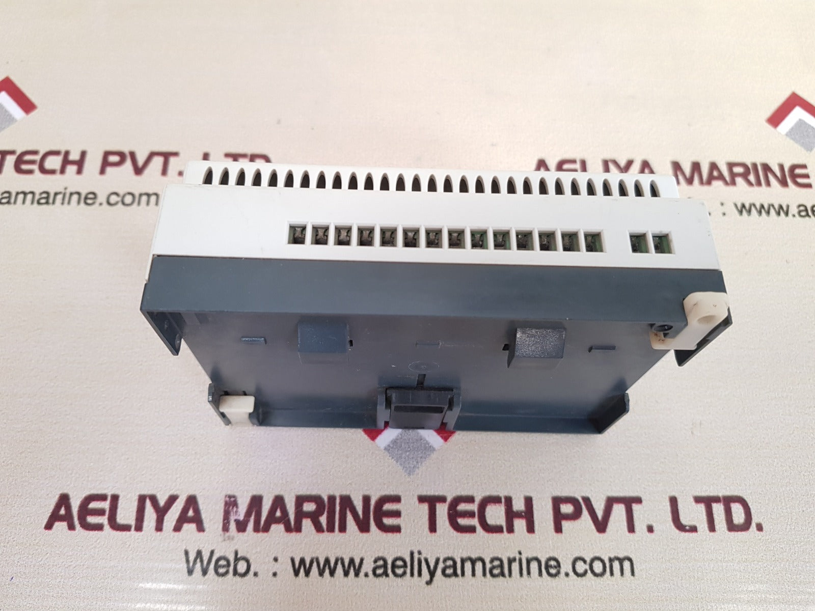 Crouzet Millenium 3 Cd20 Programmable Logic Controller - Image 5