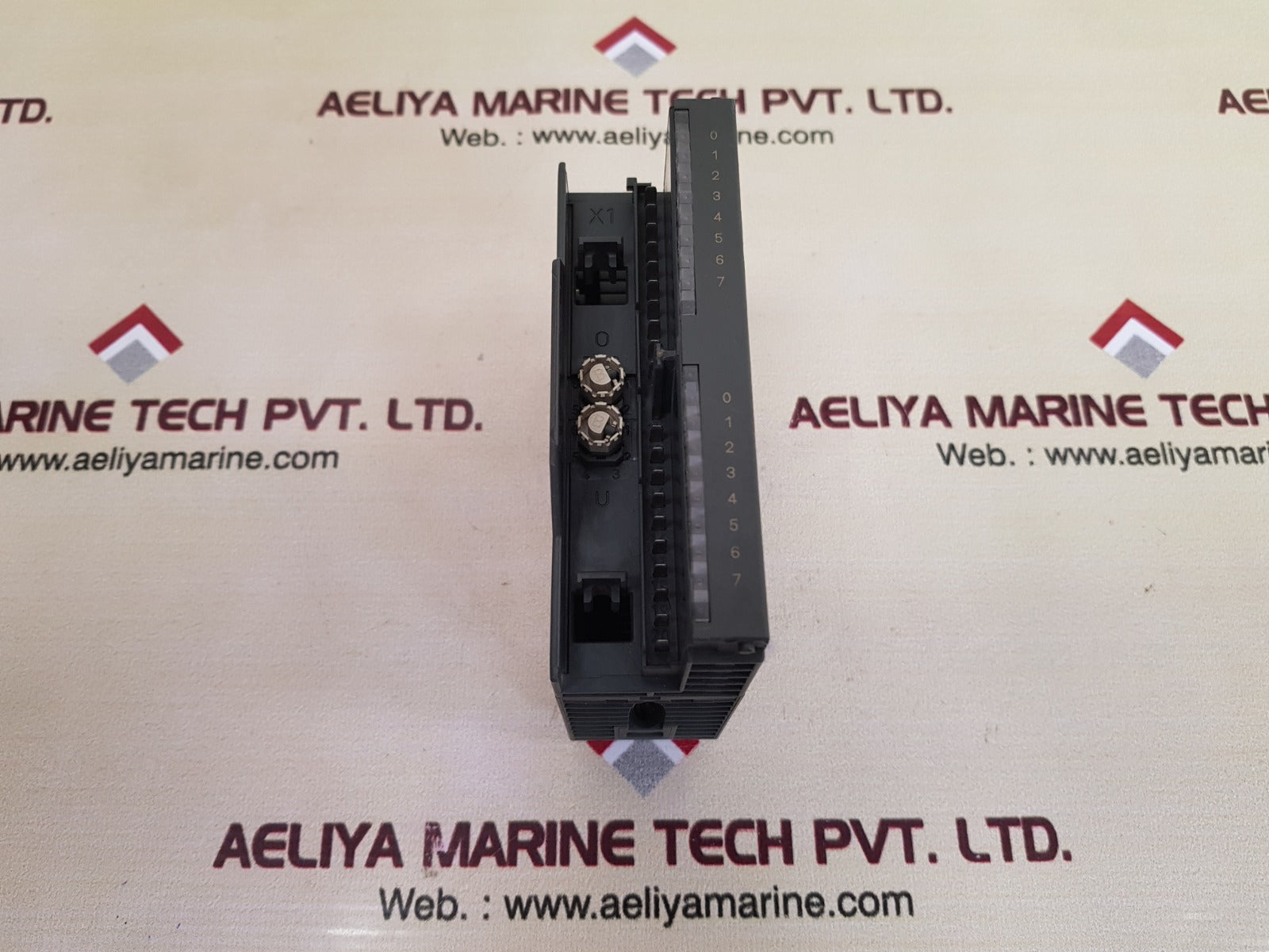 Siemens 6es7 322-1bh01-0aa0 digital output module USed