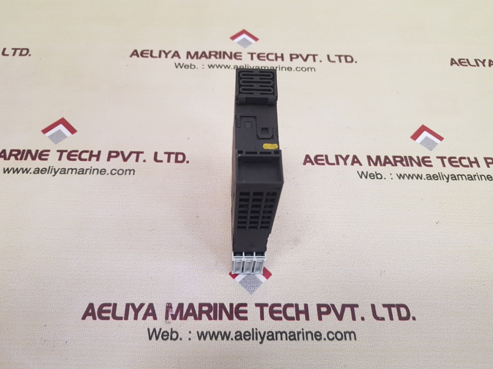 Siemens 3uf7310-1au00-0 digital module 110-240v - Image 4