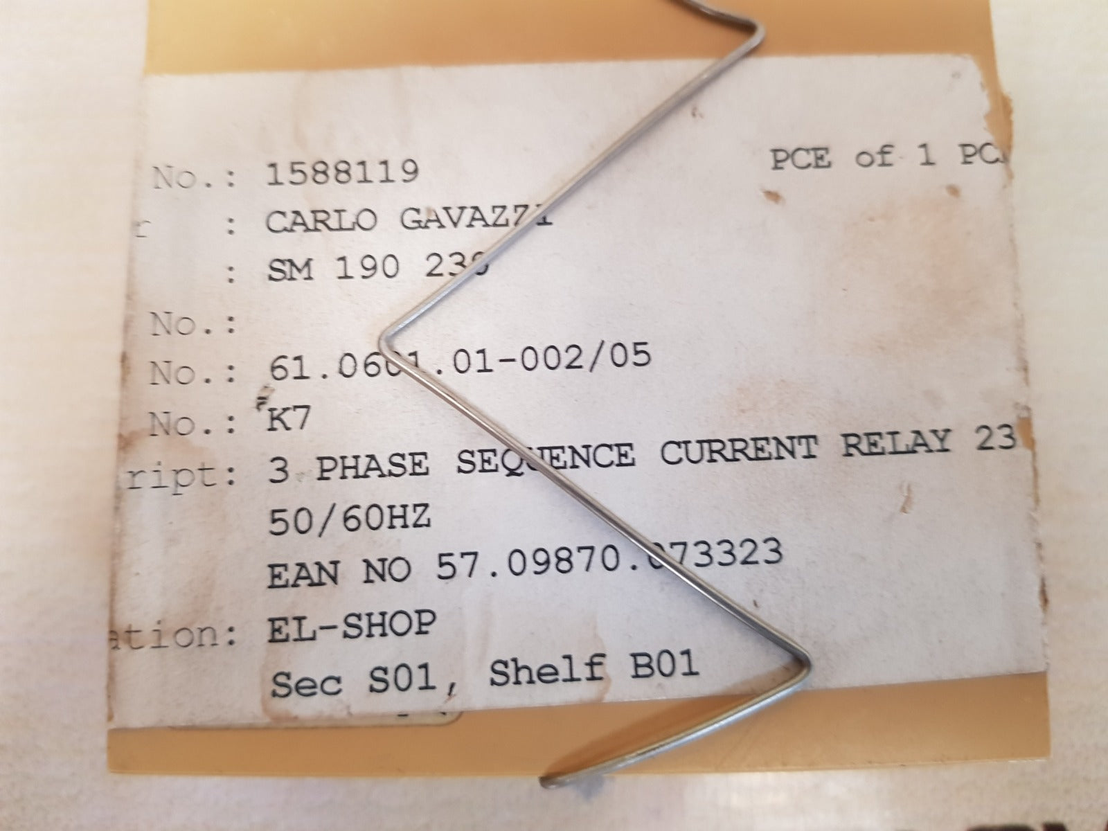 Carlo gavazzi sm 190 230 3-phase sequence current relay with base - Image 7